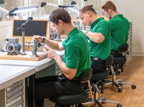 rolex ausbildung uhrmacher